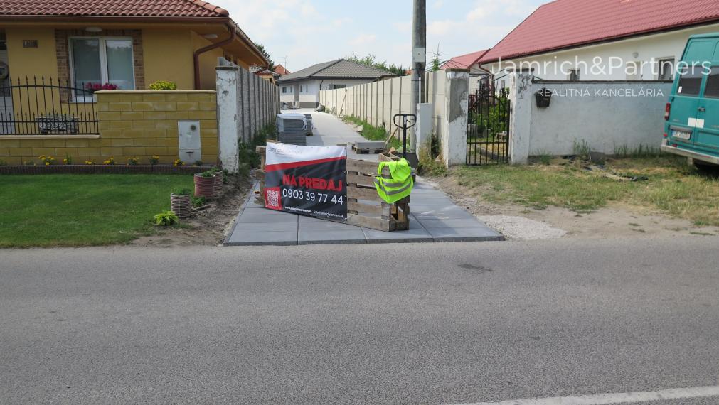 Predaj novostavby 5-i DOMU v Orechovej Potôni pri BA