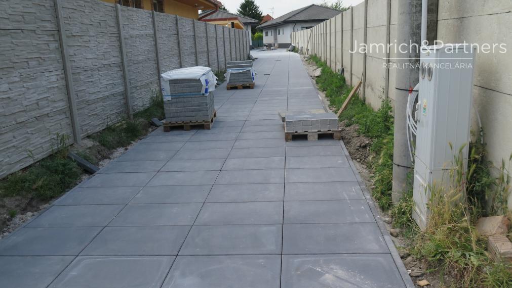 Predaj novostavby 5-i DOMU v Orechovej Potôni pri BA