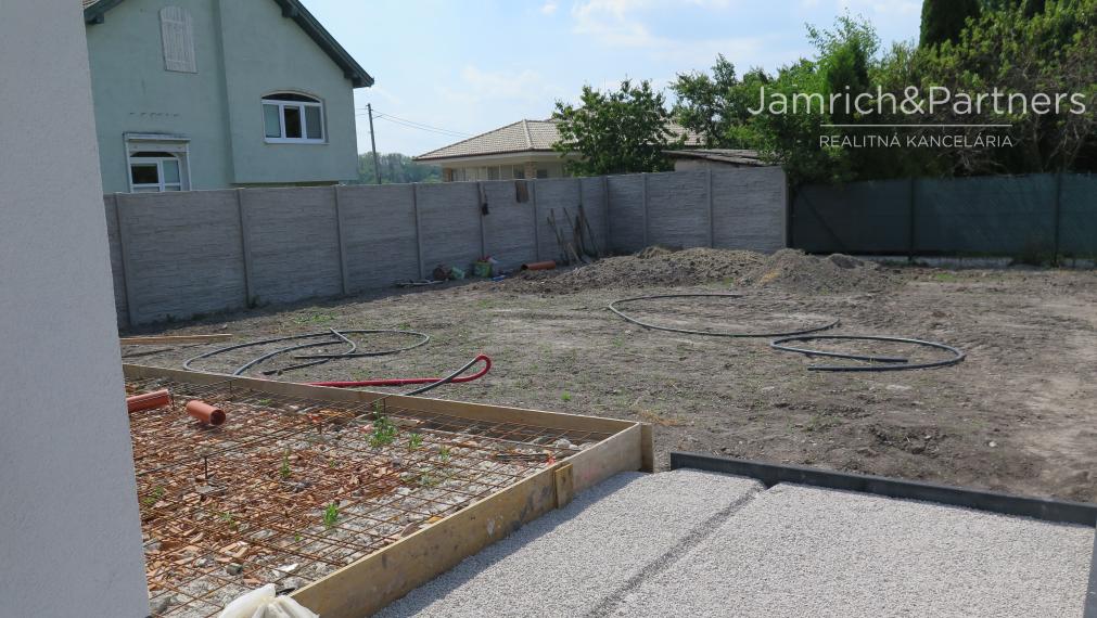 Predaj novostavby 5-i DOMU v Orechovej Potôni pri BA