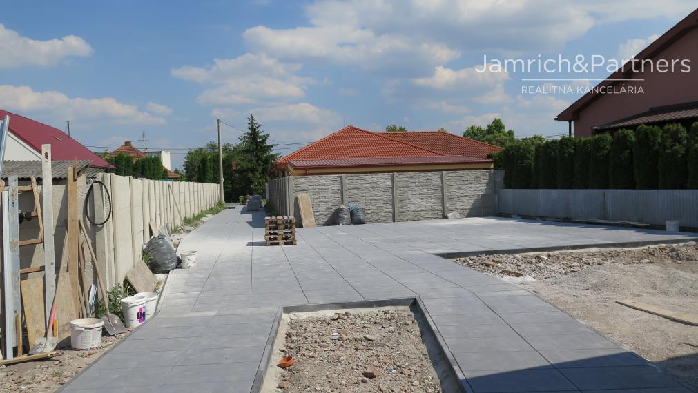 Predaj novostavby 5-i DOMU v Orechovej Potôni pri BA