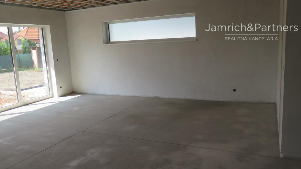 Predaj novostavby 5-i DOMU v Orechovej Potôni pri BA