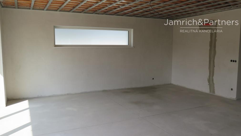 Predaj novostavby 5-i DOMU v Orechovej Potôni pri BA