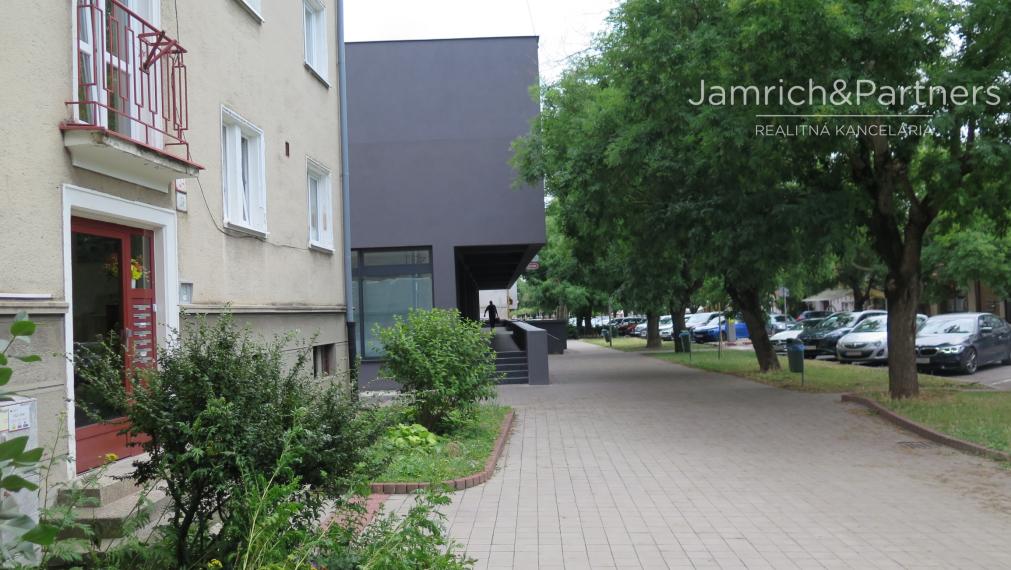 Predaj 2-izbového bytu v centre PEZINKA - blízko Bratislavy