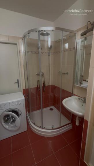 Prenájom 2-izb. bytu v BRATISLAVE II-časť RUŽINOV (výhodne)