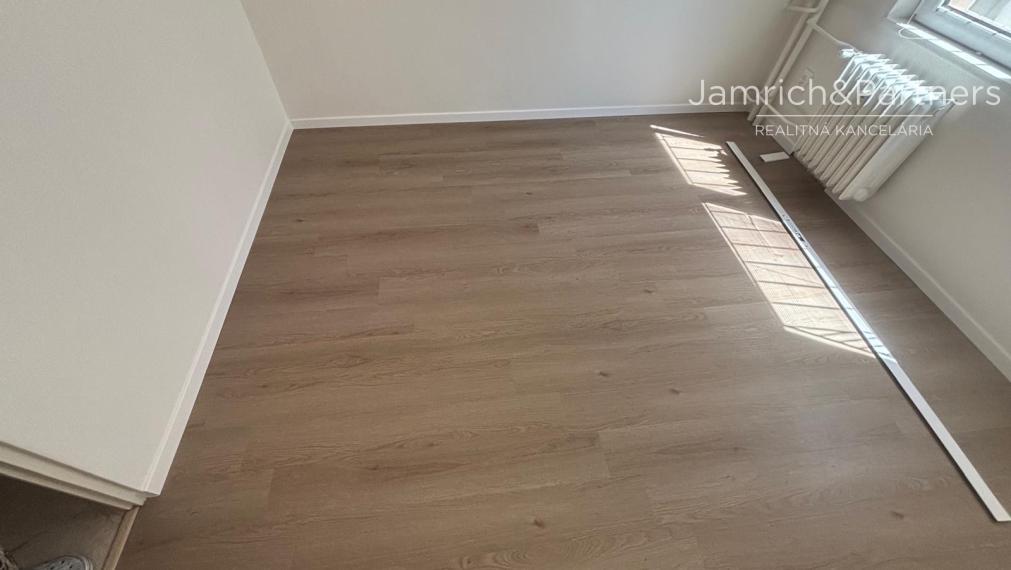 Prenájom 2-izb. bytu v BRATISLAVE II-časť RUŽINOV (výhodne)