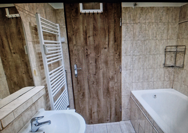 Prenajmeme 2 izb. byt s lodžiou v Bratislave I–Staré Mesto.